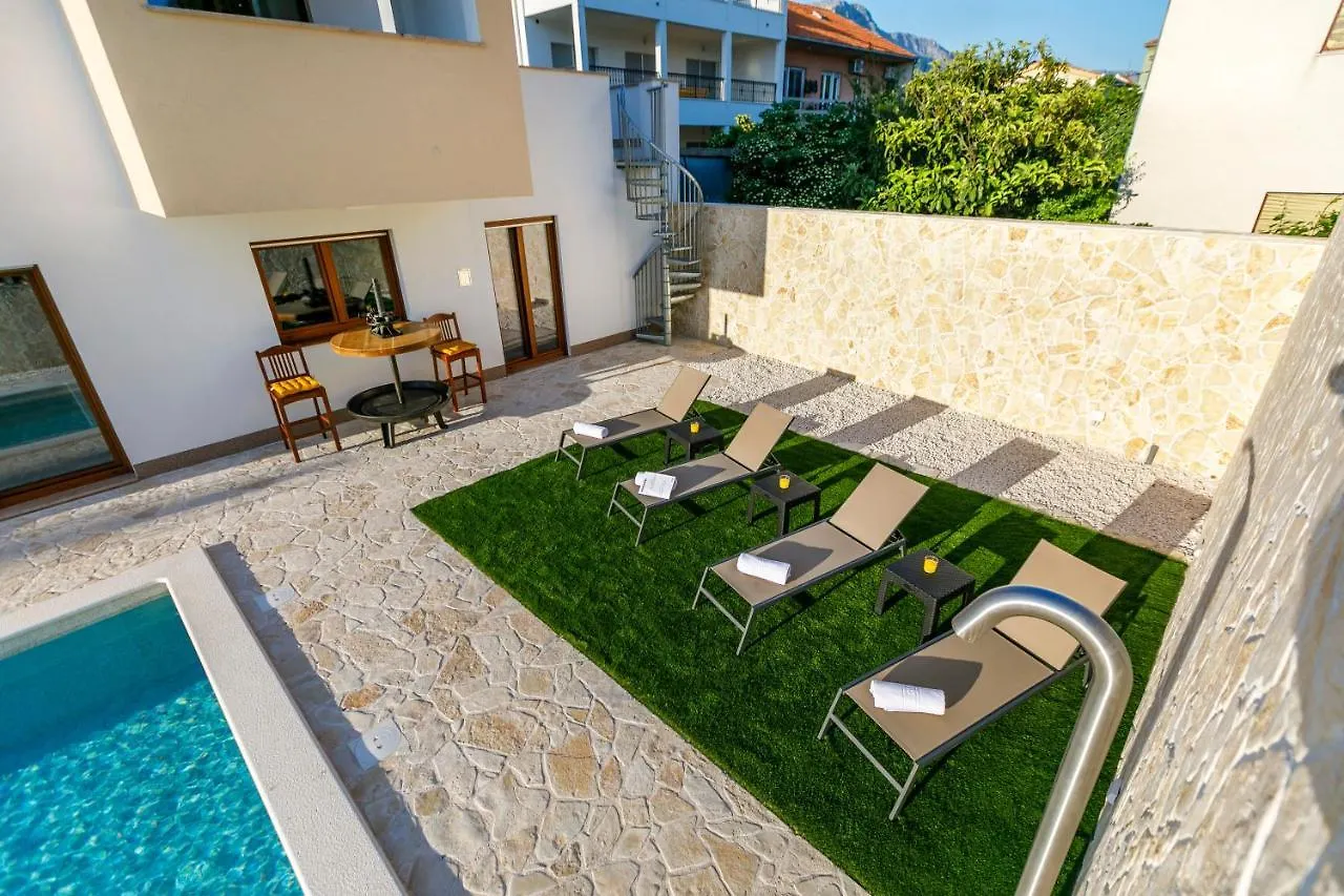 Vila Rusinac - Private Heated Pool Kastela Croatia